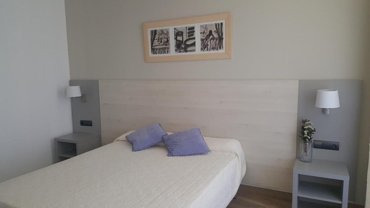 Advise Hotels Reina Вера Экстерьер фото