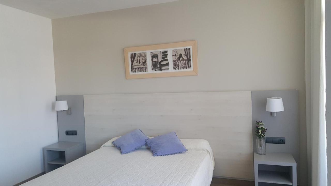 Advise Hotels Reina Вера Экстерьер фото